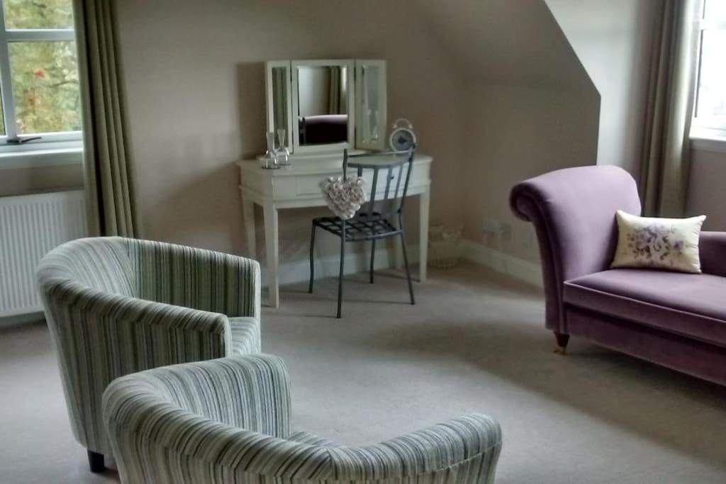 7 Burnside House Bed & Breakfast Kilmorack ภายนอก รูปภาพ