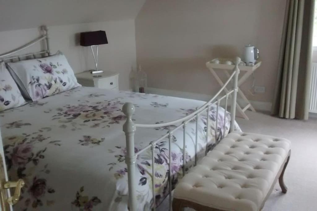 7 Burnside House Bed & Breakfast Kilmorack ภายนอก รูปภาพ